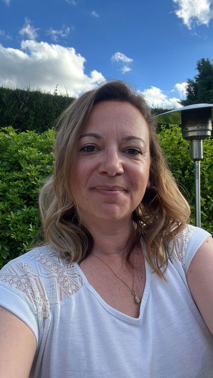 <em>Sara H.</em>